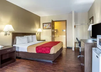 Econo Lodge Conyers hotel thumbnail 7