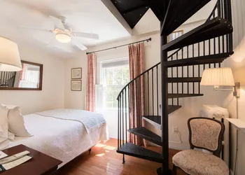 Marshall Slocum Inn hotel thumbnail 6