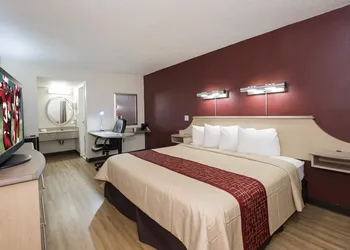Red Roof Inn Hagerstown - Williamsport, MD hotel thumbnail 7