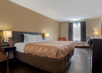 Quality Inn Phenix City Columbus hotel thumbnail 7