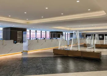 New York Marriott Marquis hotel thumbnail 2