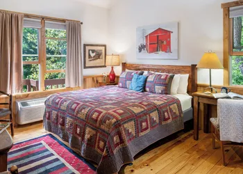 Bent Creek Lodge Bed & Breakfast hotel thumbnail 6