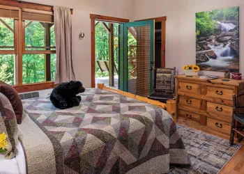Bent Creek Lodge Bed & Breakfast hotel thumbnail 7