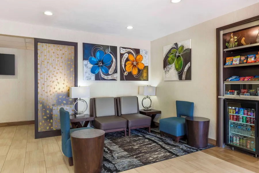Best Western Plus Lake Worth Inn & Suites hotel detail image 2