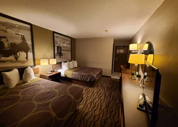Super 8 by Wyndham Bedford hotel thumbnail 7