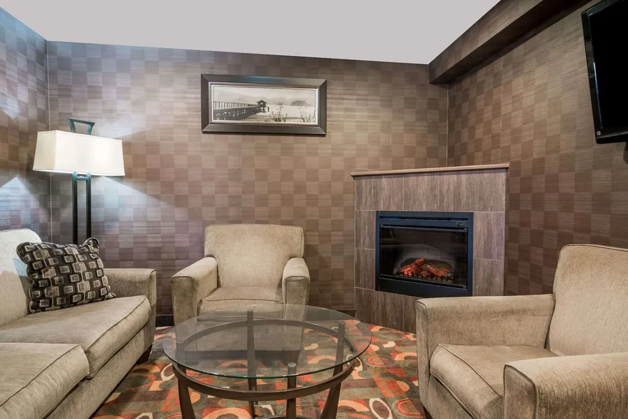 Baymont by Wyndham Eau Claire WI hotel detail image 2