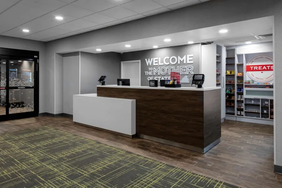 Hampton Inn Gretna - Smith Mountain Lake hotel detail image 2