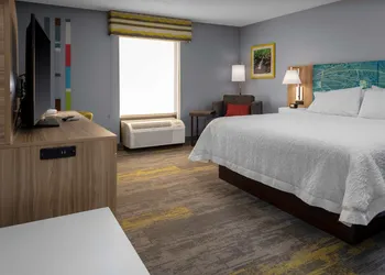 Hampton Inn Gretna - Smith Mountain Lake hotel thumbnail 7