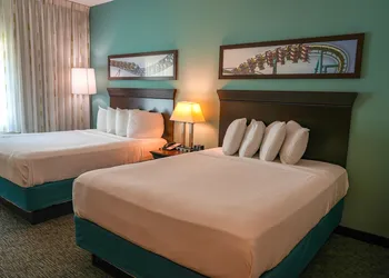 Cedar Point's Express Hotel hotel thumbnail 5