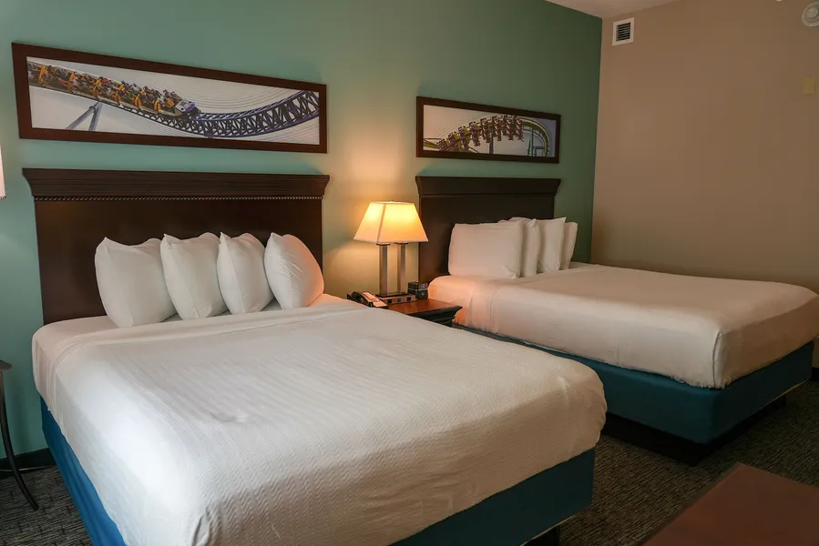 Cedar Point's Express Hotel hotel detail image 6