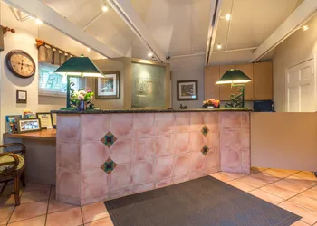 San Clemente Cove hotel thumbnail 2