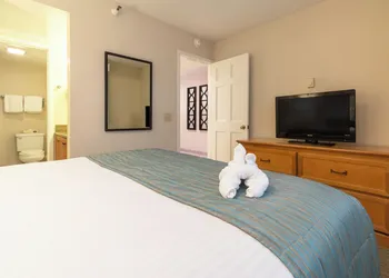 San Clemente Cove hotel thumbnail 4
