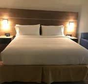 Holiday Inn Express & Suites Camarillo by IHG hotel detail image 5
