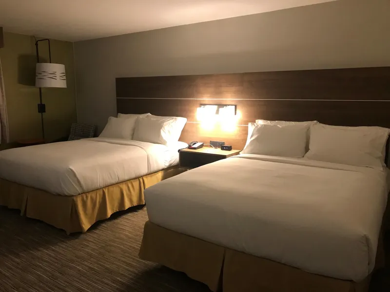 Holiday Inn Express & Suites Camarillo by IHG hotel detail image 6
