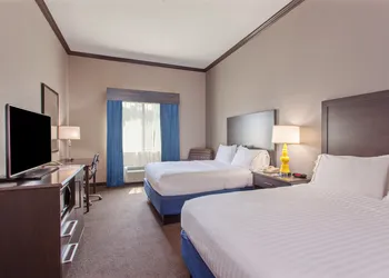 Holiday Inn Express Hotel & Suites Wharton by IHG hotel thumbnail 4