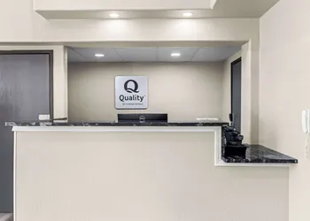 Quality Inn Oskaloosa hotel thumbnail 3