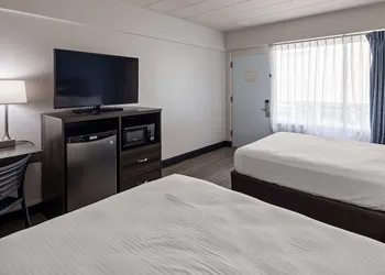 SureStay Hotel by Best Western Virginia Beach Royal Clipper hotel thumbnail 6