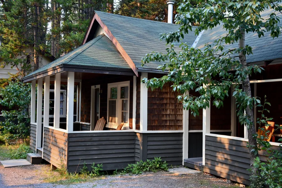 Johnston Canyon Lodge and Bungalows hotel detail image 2