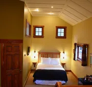 Johnston Canyon Lodge and Bungalows hotel detail image 4