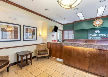 HomeTowne Studios By Red Roof Gainesville, GA hotel thumbnail 3