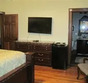 Walton Manor Inn Bed & Breakfast hotel detail image 3