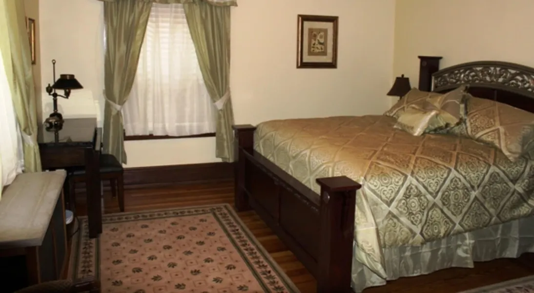 Walton Manor Inn Bed & Breakfast hotel detail image 6