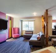 Quality Inn & Suites Ashland near Kings Dominion hotel detail image 5