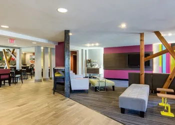 Quality Inn & Suites Ashland near Kings Dominion hotel thumbnail 6