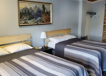 Bio Vista Motel hotel thumbnail 2