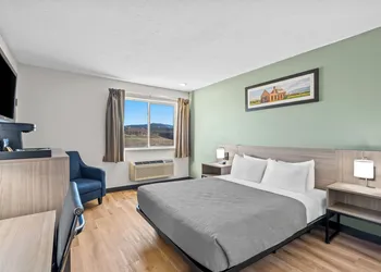 Quality Inn Beaver I-15 hotel thumbnail 7