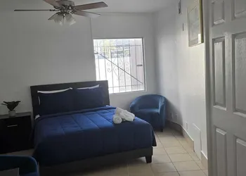 Travelsuites Inn hotel thumbnail 6