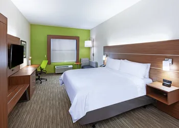 Holiday Inn Express and Suites Longview South I20 by IHG hotel thumbnail 4