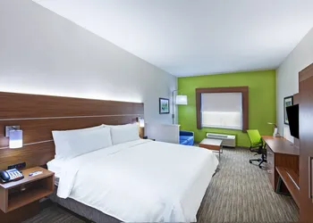 Holiday Inn Express and Suites Longview South I20 by IHG hotel thumbnail 5