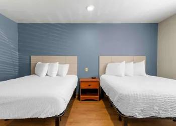 WoodSpring Suites Fayetteville I-49 hotel thumbnail 4