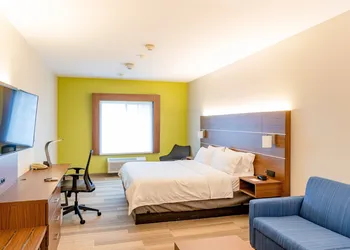 Holiday Inn Express Hereford by IHG hotel thumbnail 6