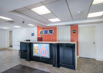 Motel 6 London, KY hotel thumbnail 4