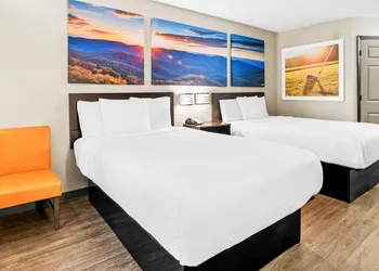 Days Inn by Wyndham Spartanburg hotel thumbnail 5