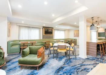 Fairfield Inn & Suites By Marriott - Brunswick hotel thumbnail 4