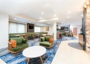 Fairfield Inn & Suites By Marriott - Brunswick hotel thumbnail 5