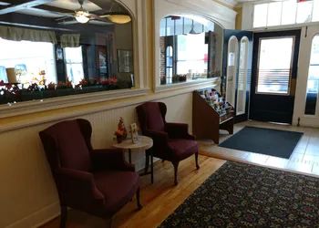 Thayers Inn hotel thumbnail 2