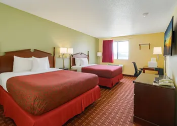 Days Inn by Wyndham Morton hotel thumbnail 6
