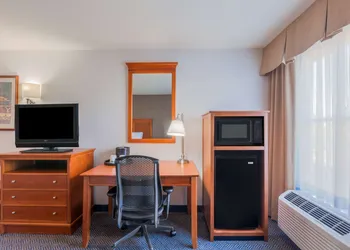 Hampton Inn San Marcos, CA hotel thumbnail 5
