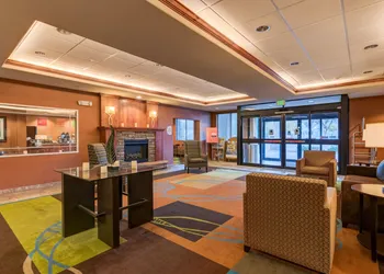 Grand Vista Hotel Parachute hotel thumbnail 4
