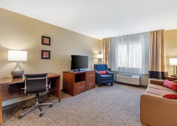 Comfort Inn & Suites Rocklin - Roseville hotel thumbnail 7