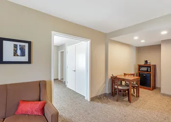 Comfort Inn & Suites Rocklin - Roseville hotel thumbnail 8