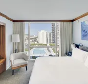 Carillon Miami Wellness Resort hotel detail image 7