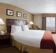 Holiday Inn Express Hotel & Suites by IHG hotel detail image 3