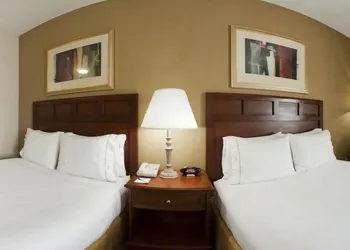 Holiday Inn Express Hotel & Suites by IHG hotel thumbnail 6