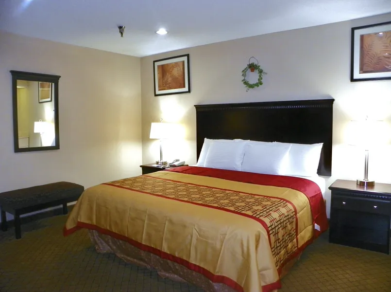 Royalton Inn & Suites hotel detail image 2