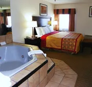 Royalton Inn & Suites hotel detail image 7